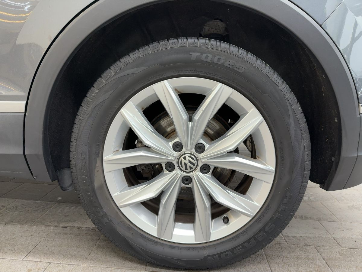 Tiguan 1.5 TSI DSG Highline ACC LED Navi Climatronic Kamera Sitzh. Lane-Ass.