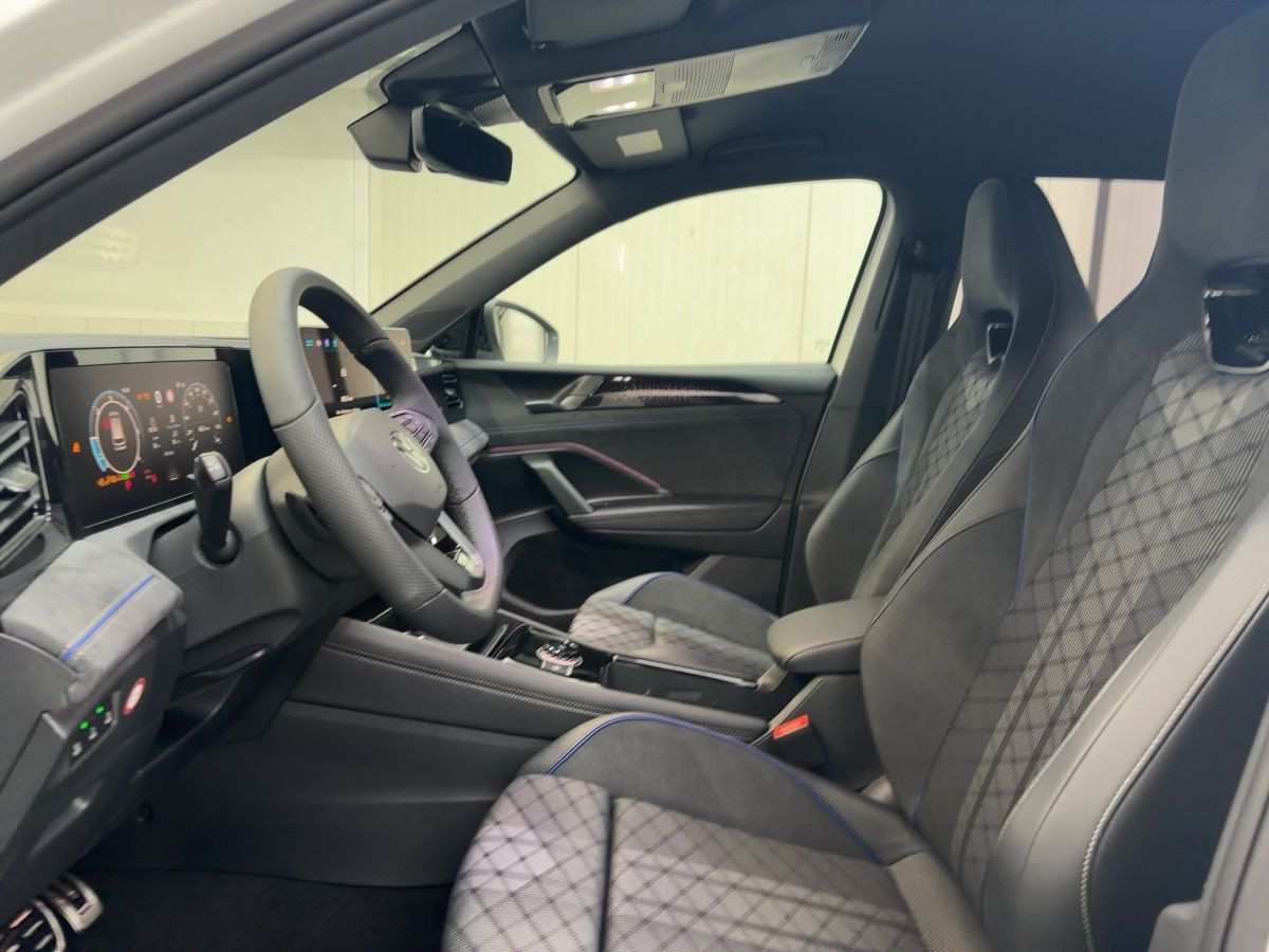 Tiguan R-Line 2.0 TDI SCR 110 kW 7-Gang-DSG LED