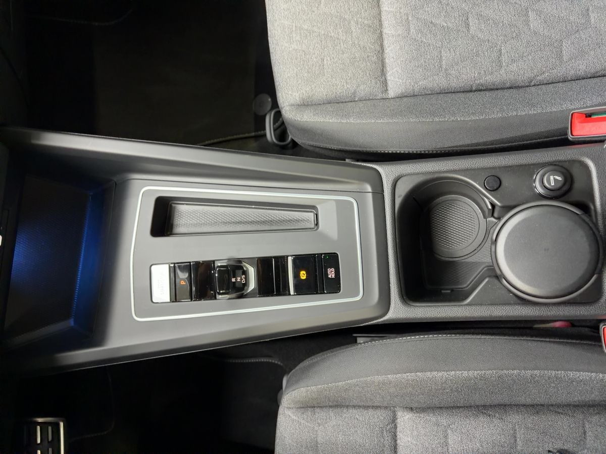 Golf VIII 1.5 eTSI DSG 