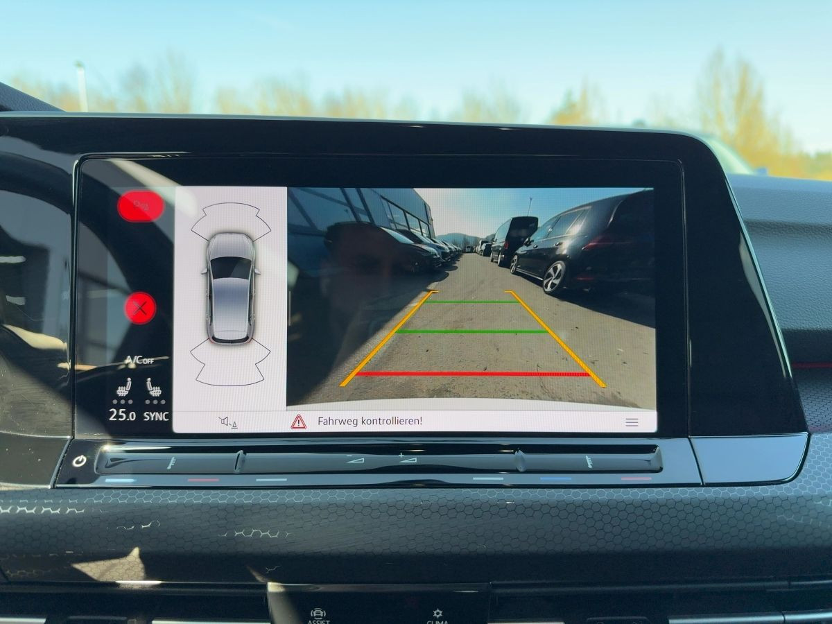 Golf VIII GTI 2.0 TSI DSG LED Navi 