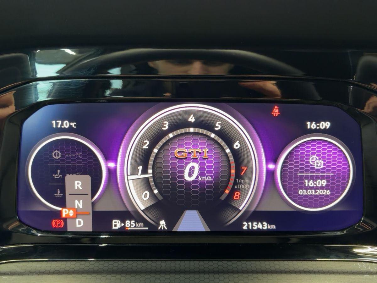 Golf VIII GTI 2.0 TSI DSG ACC LED Plus Climatronic Bluet. DAB+ Lane-Ass. Front-Ass.