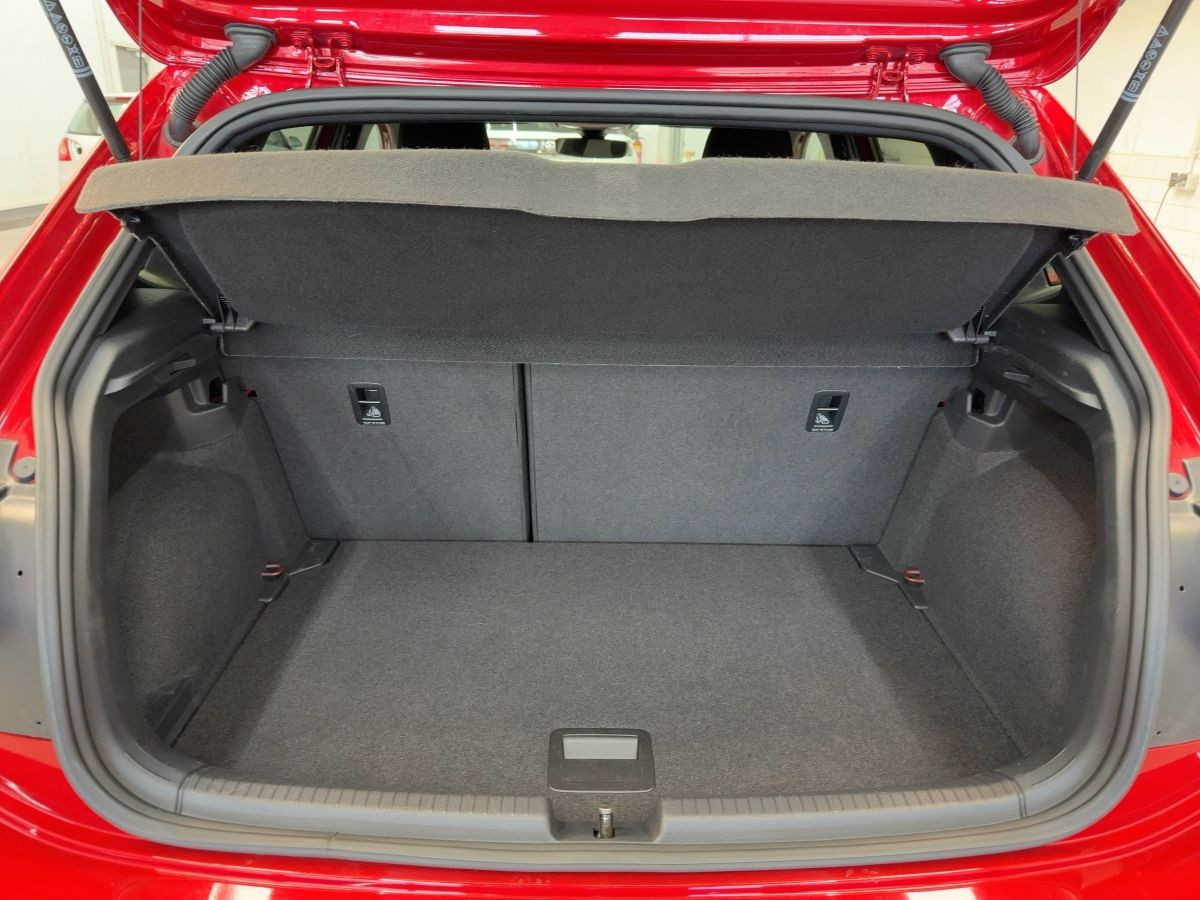 Polo GTI 2.0 TSI DSG ab 3,99% ACC Navi Kamera LED-Matrix Bluet. Sitzh.