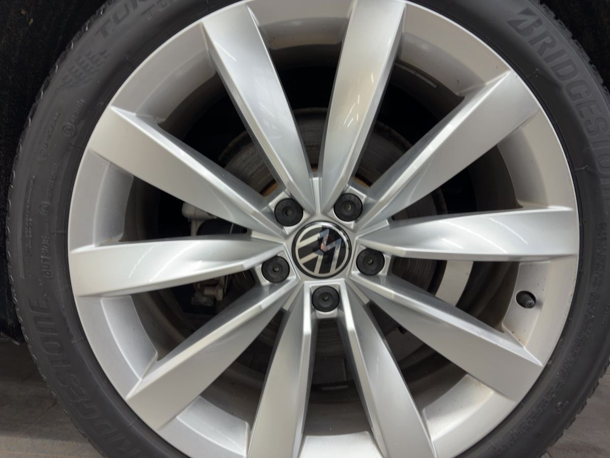 Arteon 2.0 TDI DSG Elegance ab 3,99% ACC Navi Pano Standh. LED Kamera Sitzh.