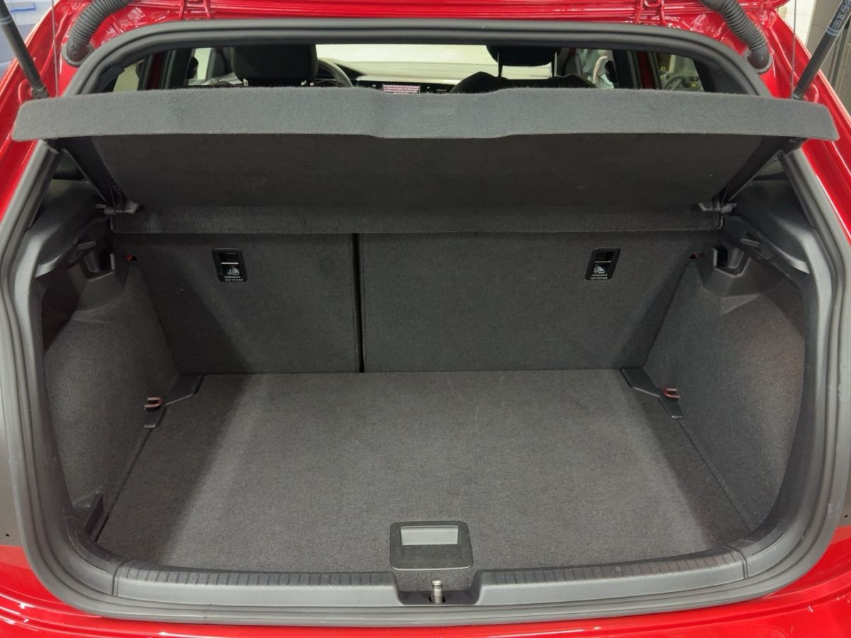 Polo GTI 2.0 TSI DSG ab 3,99% ACC Navi Kamera LED-Matrix Bluet. Sitzh.