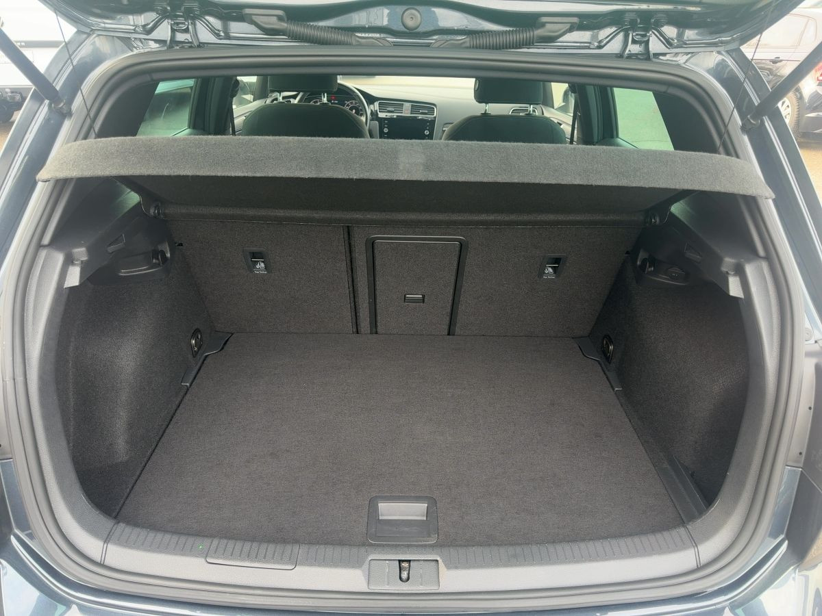 Golf VII GTD 2.0 TDI DSG ACC AHK Navi Standh.