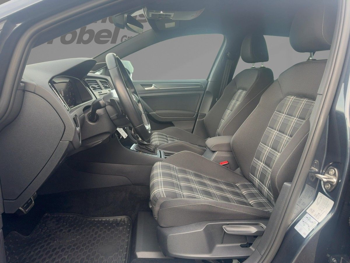 Golf VII GTD 2.0 TDI DSG ACC AHK Navi Standh.