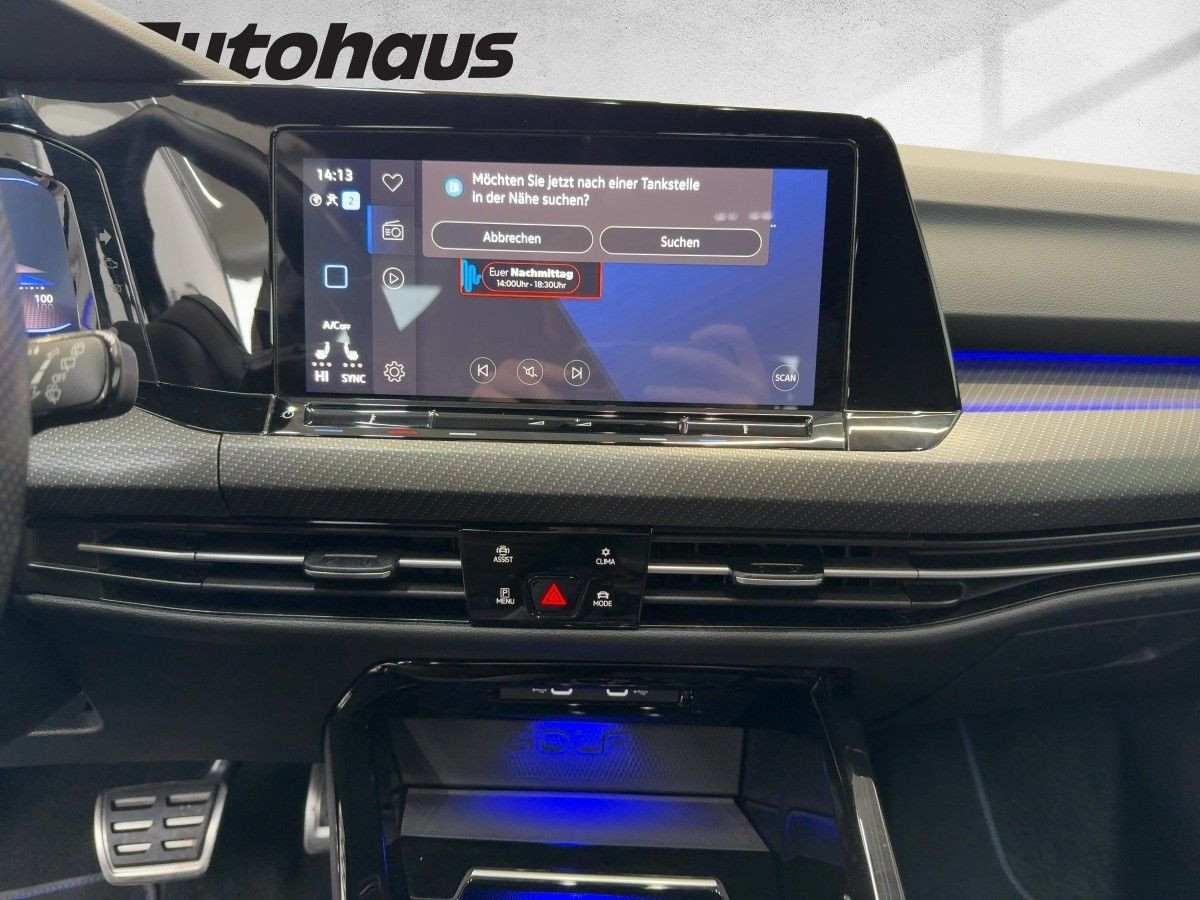 Golf VIII R 2.0 TSI DSG 4M AKRAPOVIC Perf. Paket Navi LED-Matrix Harman Kardon