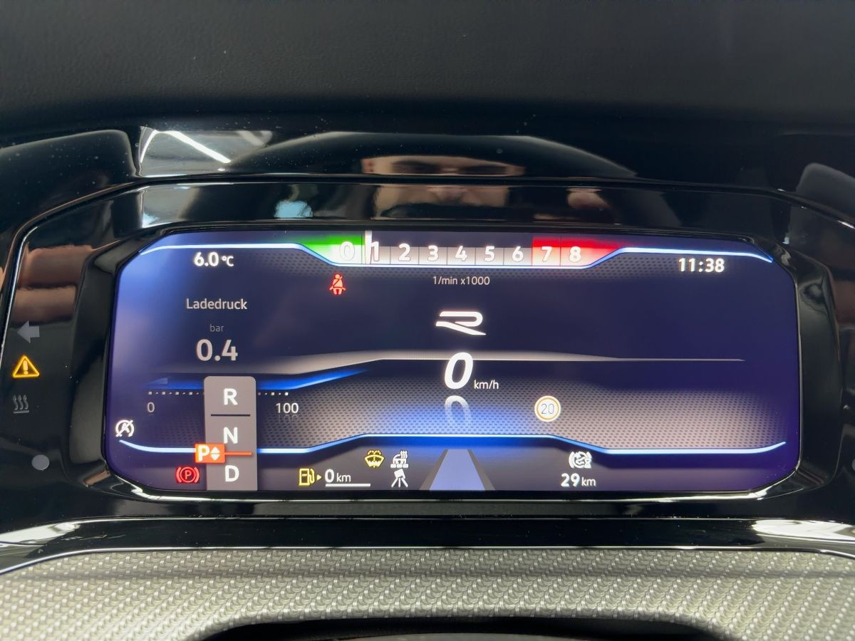 Golf VIII R Performance 2.0 TSI DSG 4M 