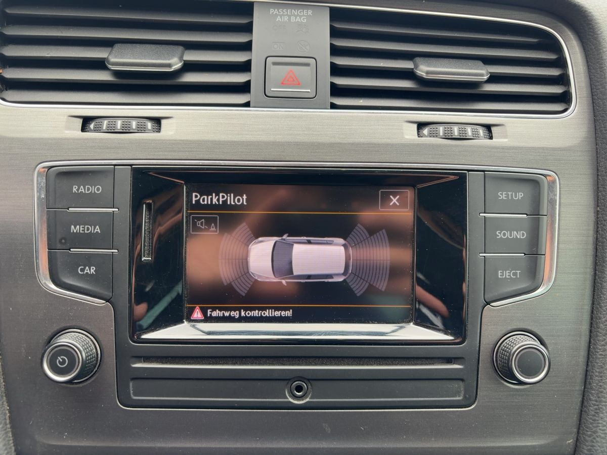 Golf VII 1.4 TSI Comfortline Standheizung Climatronic Park Ass. Sitzh. Radio/CD