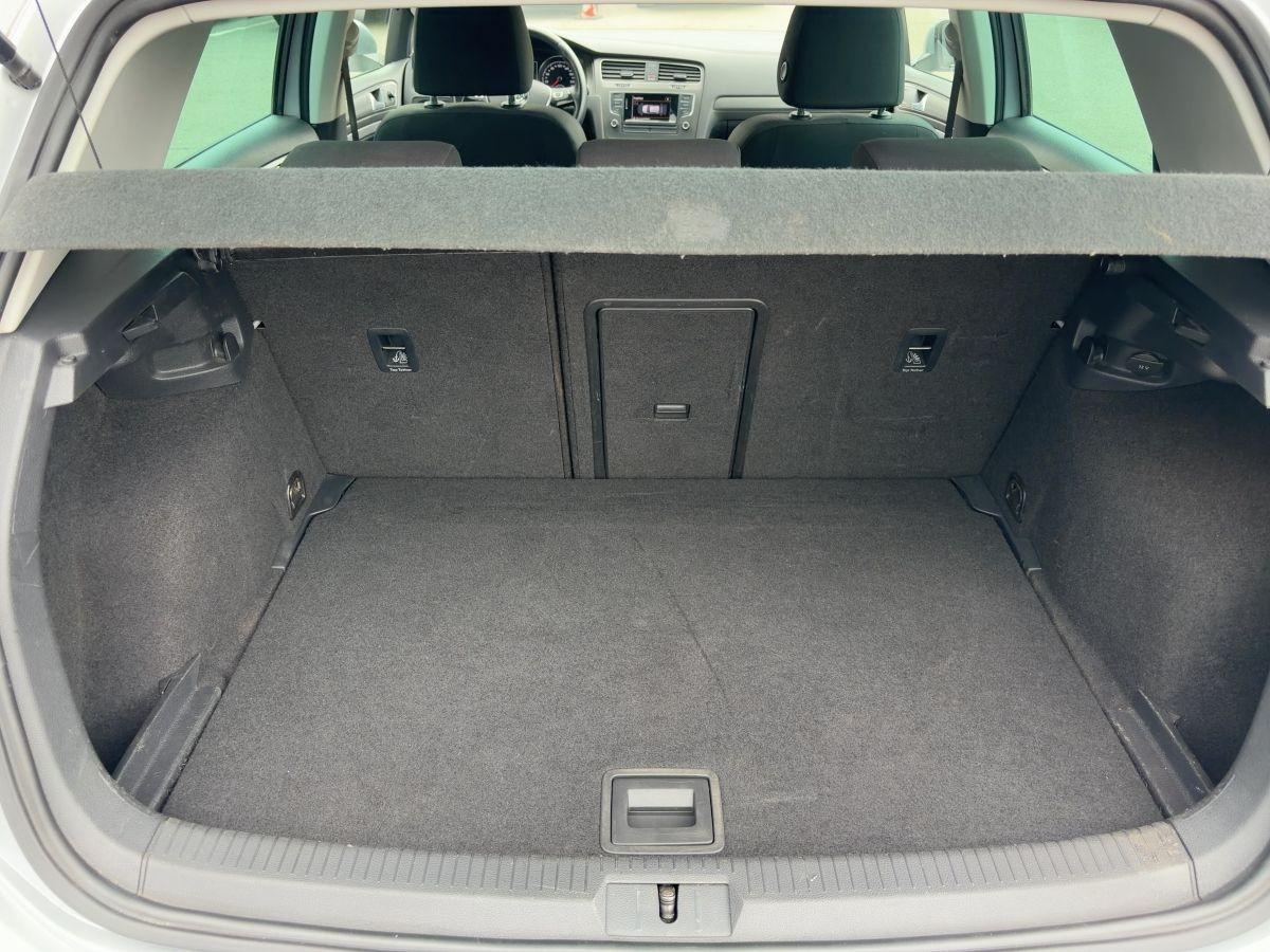 Golf VII 1.4 TSI Comfortline Standheizung Climatronic Park Ass. Sitzh. Radio/CD