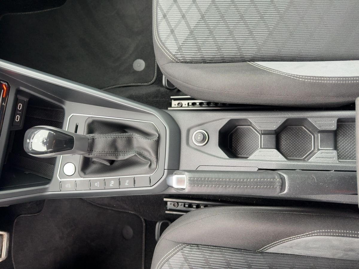 Taigo 1.5 TSI DSG R-Line ACC Navi Kamera Keyless Climatronic Bluet. Sitzh.