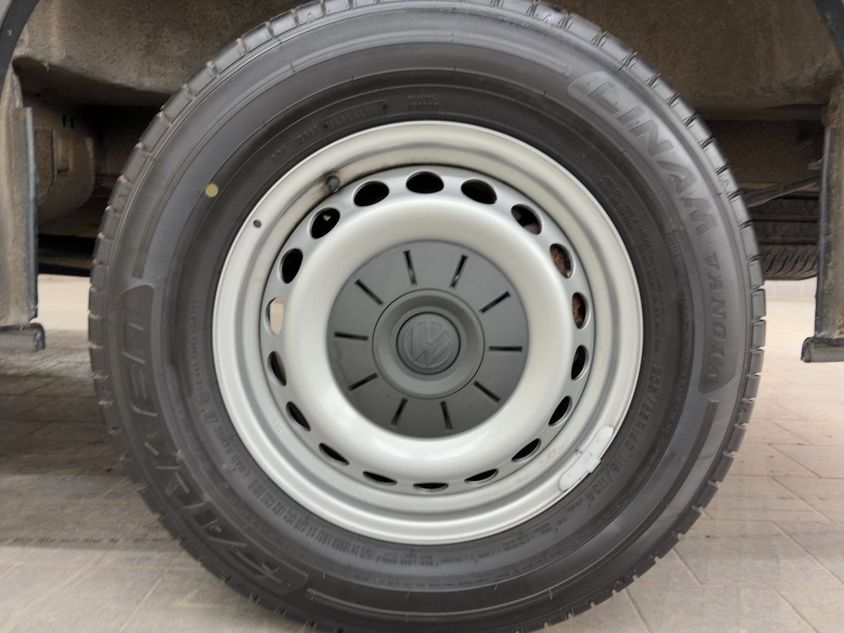 Crafter Kasten 35 2.0 LR HD TDI ACC LED Navi Kamera Sitzh. Bluet. DAB+