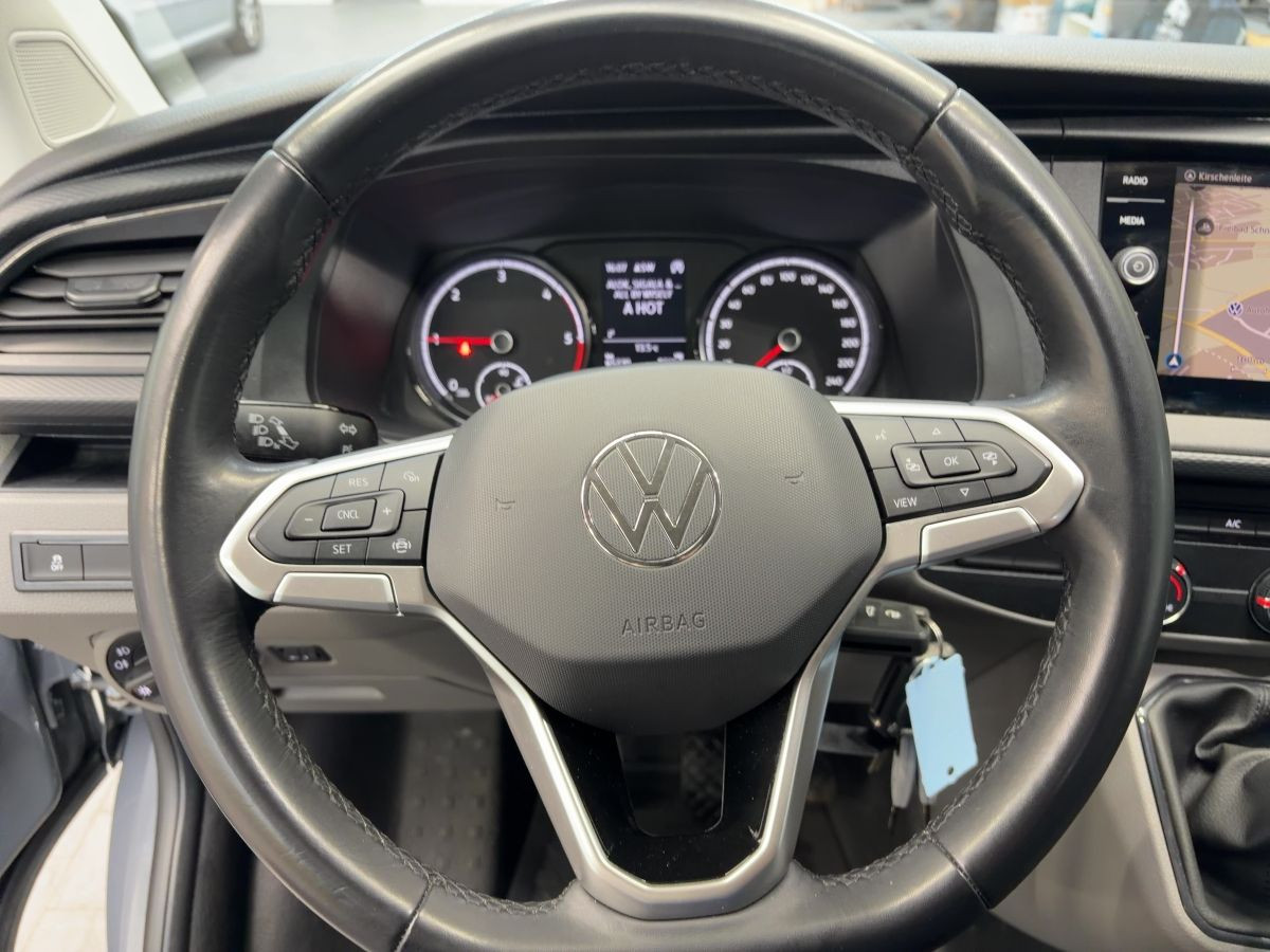 Transporter Kombi T6.1 2.0 TDI 4M 8-Sitze Navi Parkp. Tempo Klima Bluet.