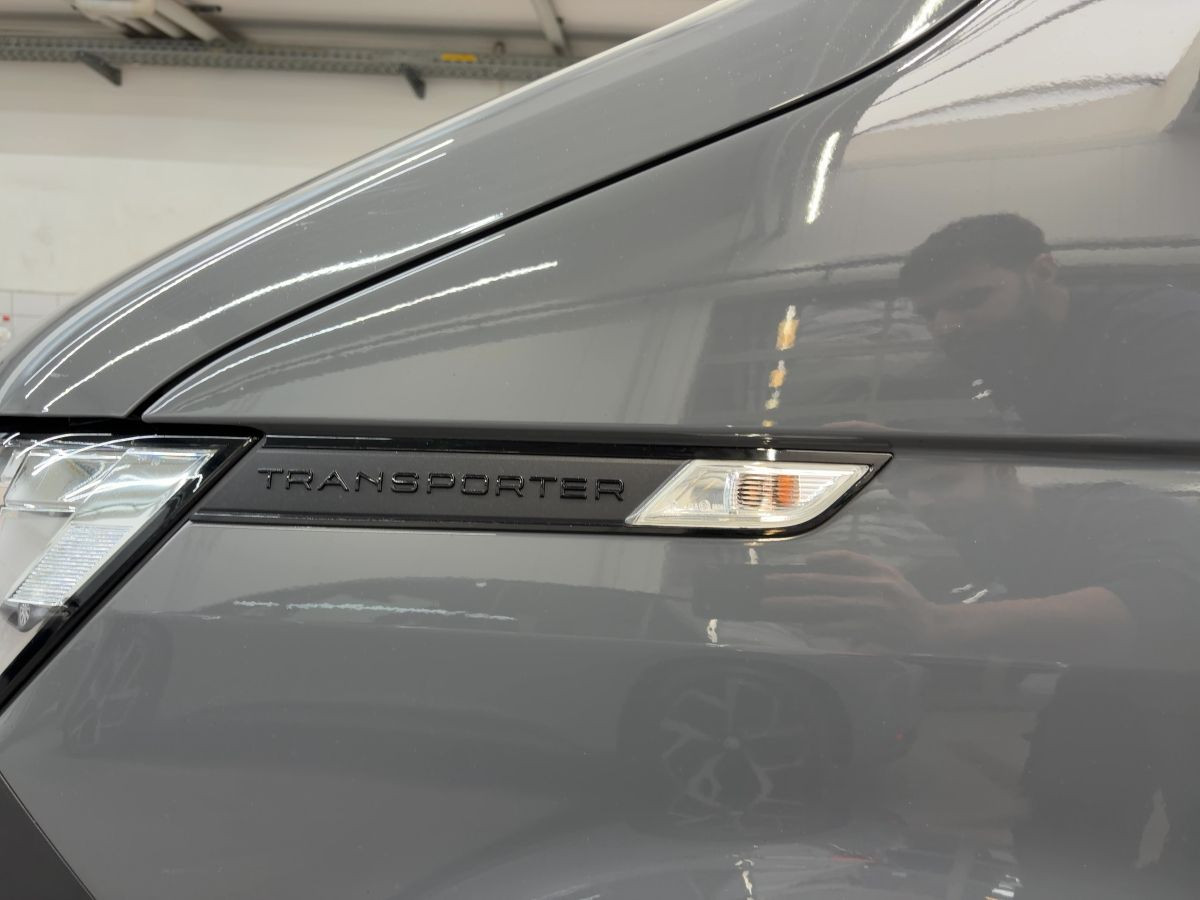 Transporter Kombi T6.1 2.0 TDI 4M 8-Sitze Navi Parkp. Tempo Klima Bluet.