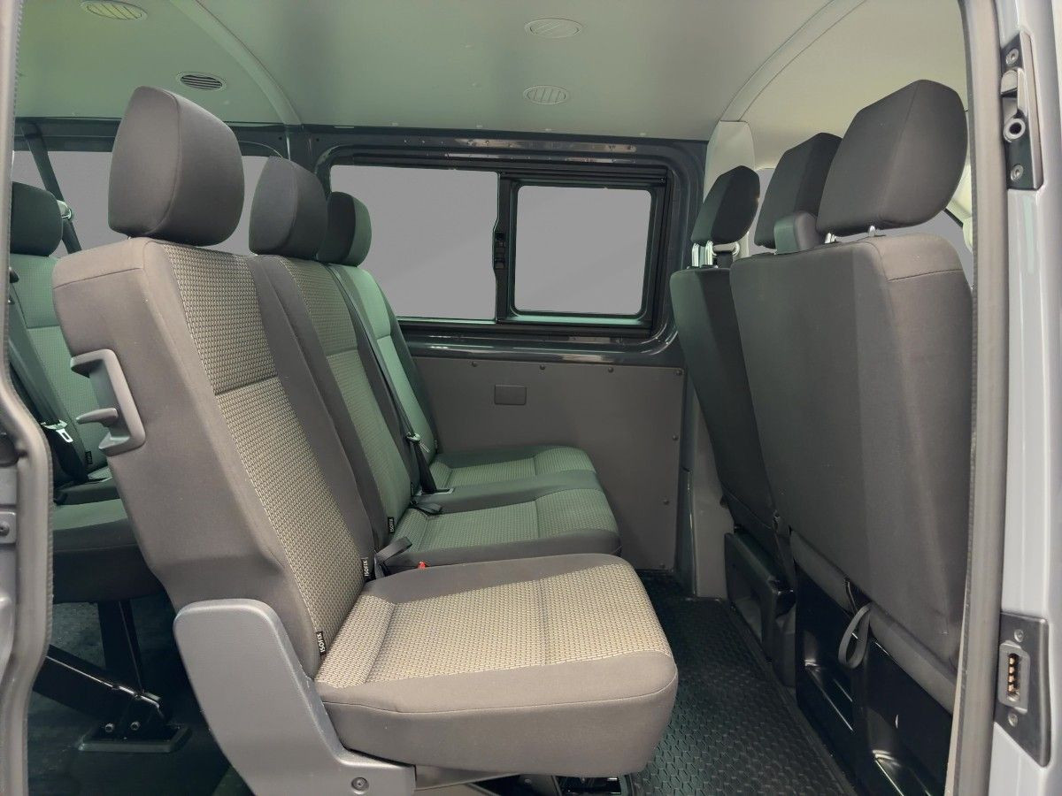 Transporter Kombi T6.1 2.0 TDI 4M 8-Sitze Navi Parkp. Tempo Klima Bluet.