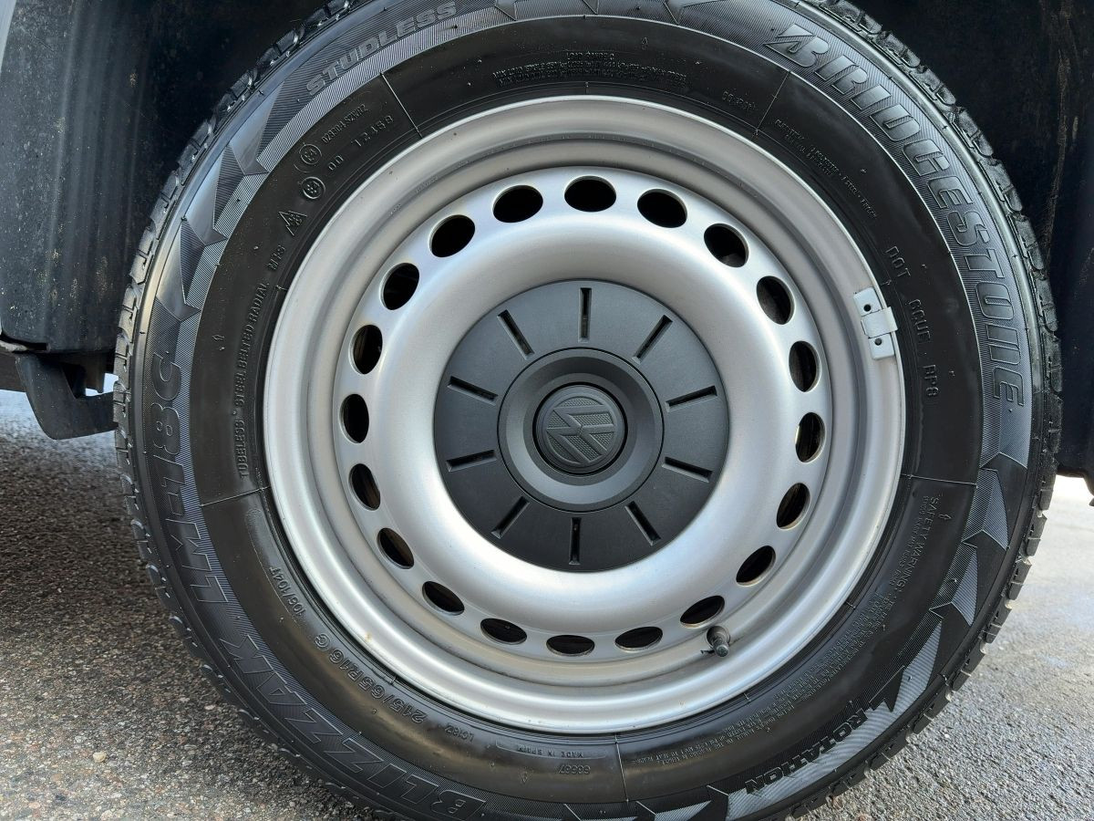 T6.1 Kombi 2.0 TDI 4M 8-Sitze Navi Parkp. Tempo Klima Bluet.