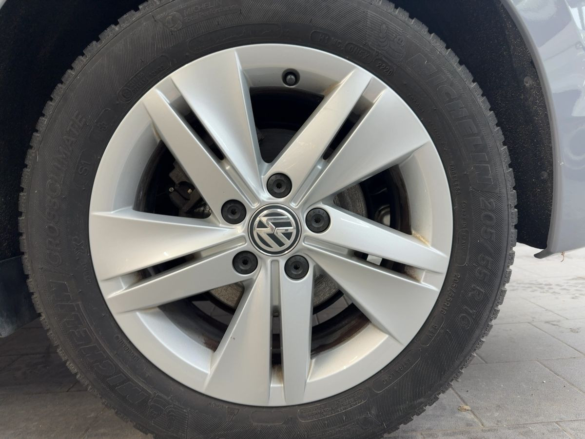 Golf VIII 1.5 TSI Life ACC LED-Plus Navi Climatronic Sitzh. Lane-Ass. Bluet. DAB+