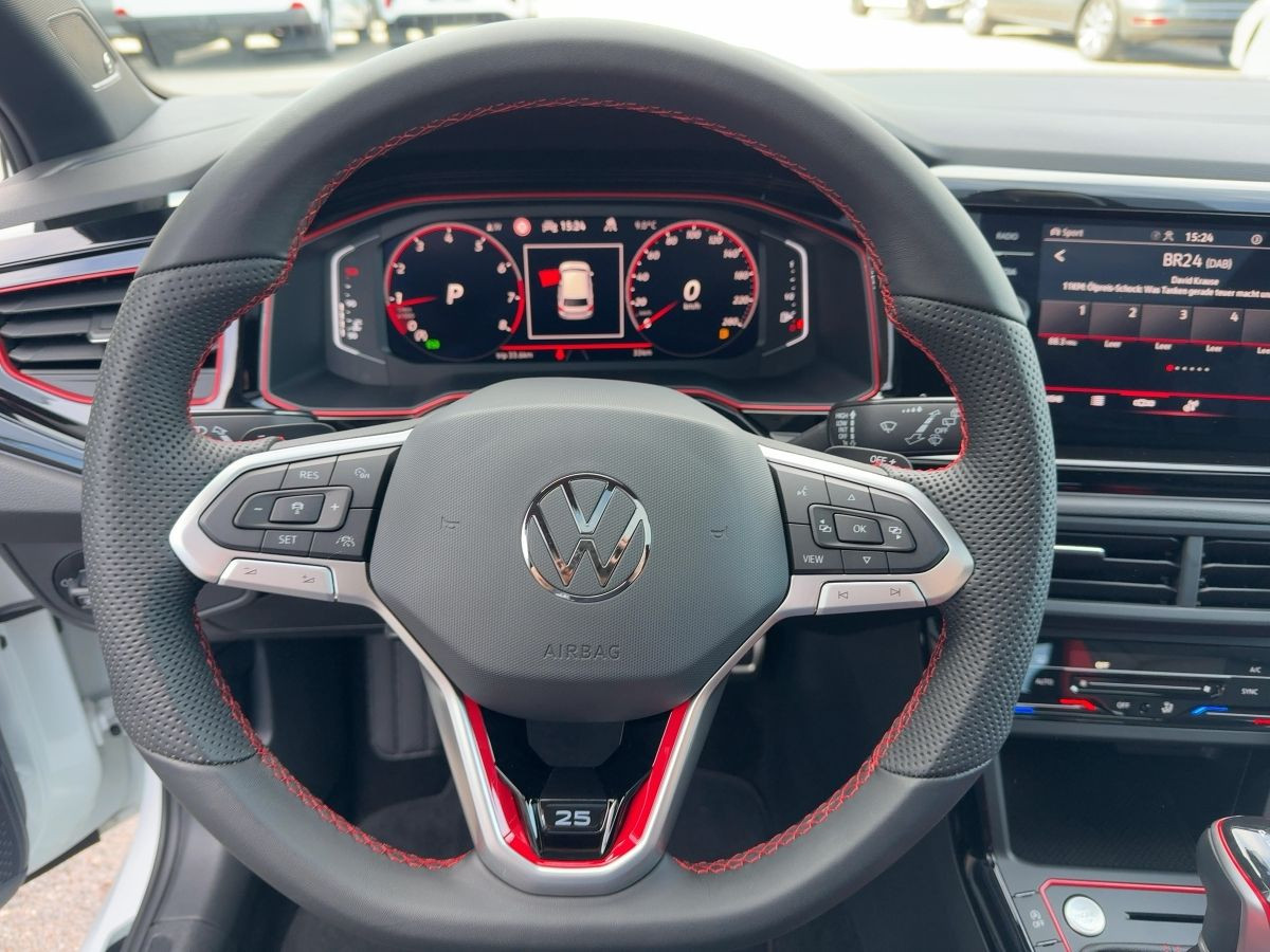 Polo GTI 2.0 TSI DSG Edition 25 ACC Navi LED-Matrix Pano Kamera Sport Select