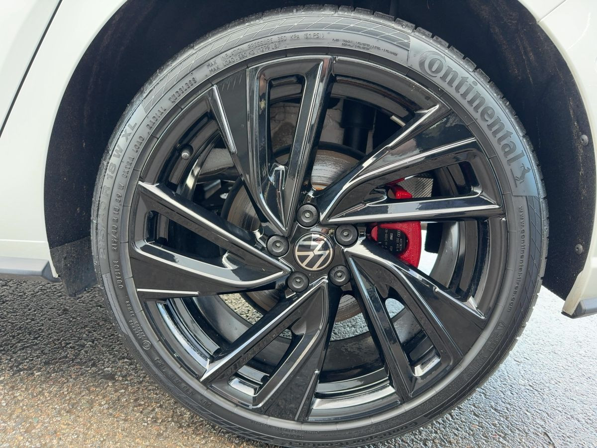 Polo GTI 2.0 TSI DSG Edition 25 ACC Navi LED-Matrix Pano Kamera Sport Select