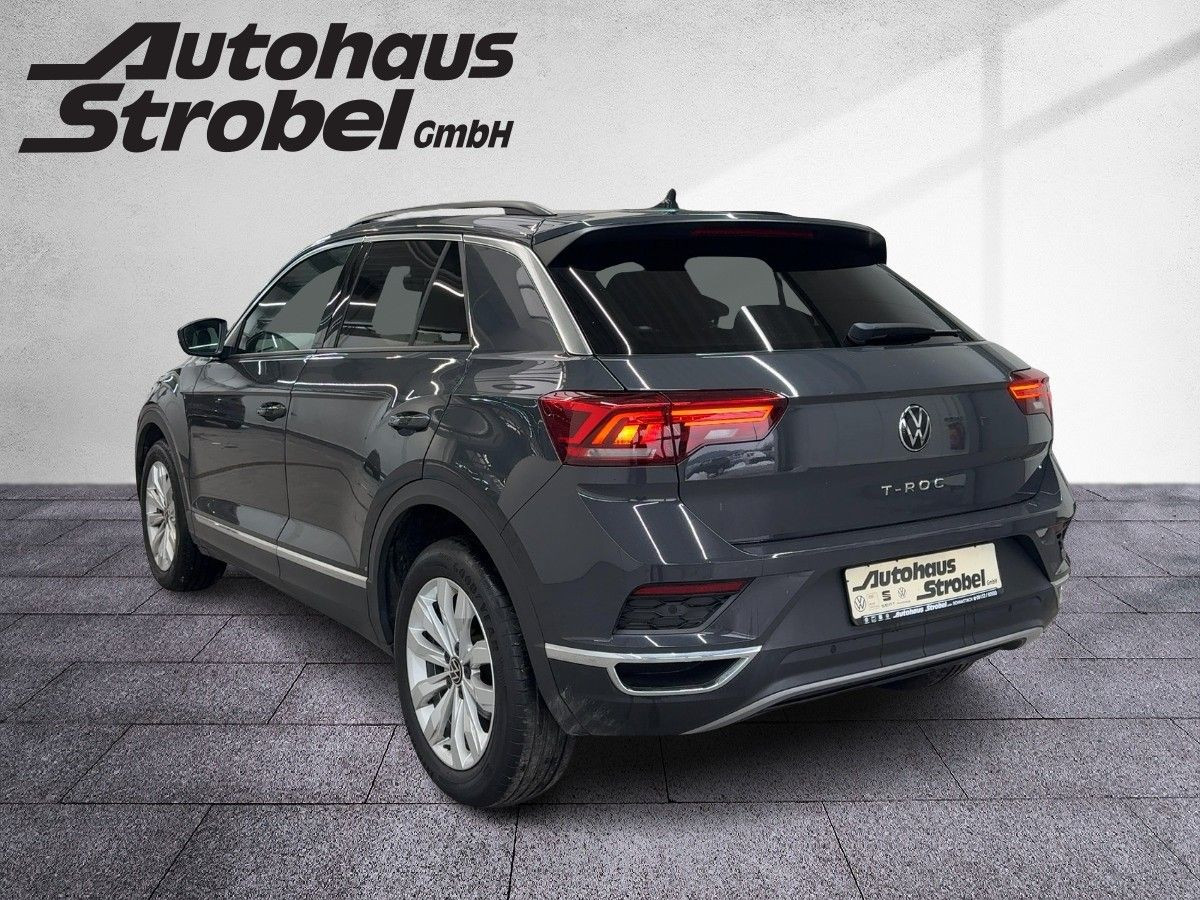 T-Roc 1.5 TSI DSG Sport ACC Navi Pano. Sitzh. Climatronic Bluet DAB+ Lane-Ass.