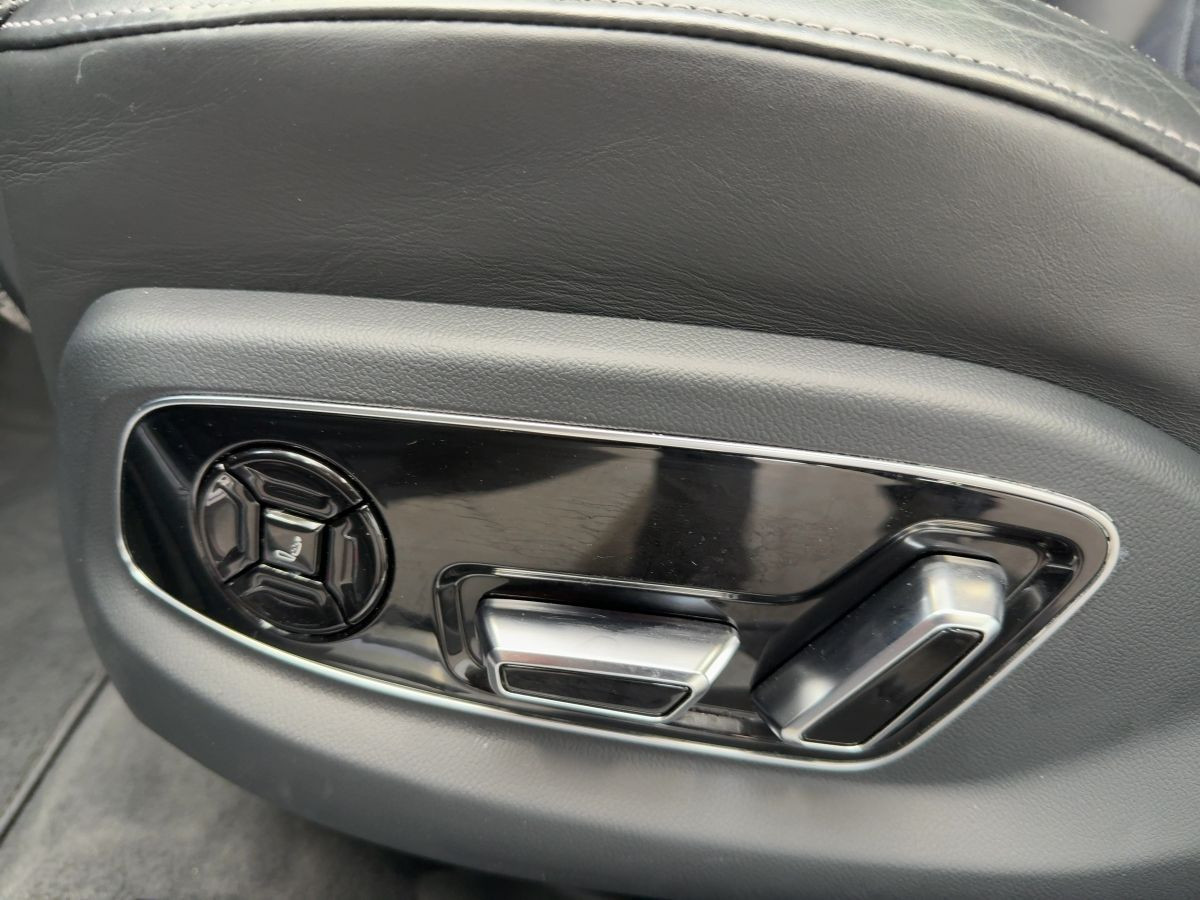 A8 3.0 V6 TDI Tiptronic Quattro S-Line AHK Navi LED-Matrix Pano. Head-Up