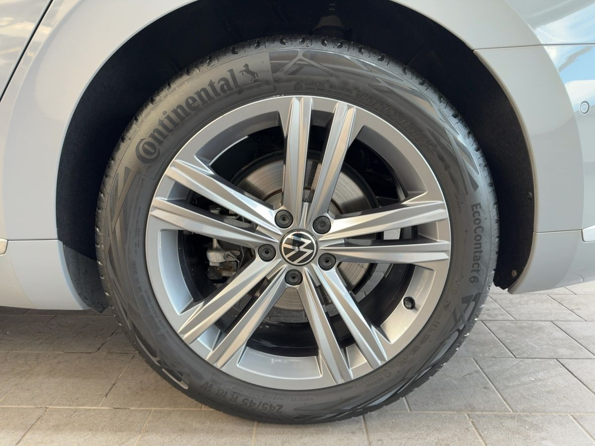 Arteon 2.0 TDI DSG R-Line ab 3,99 % AHK ACC Navi LED Area View Bluet. Sitzh.