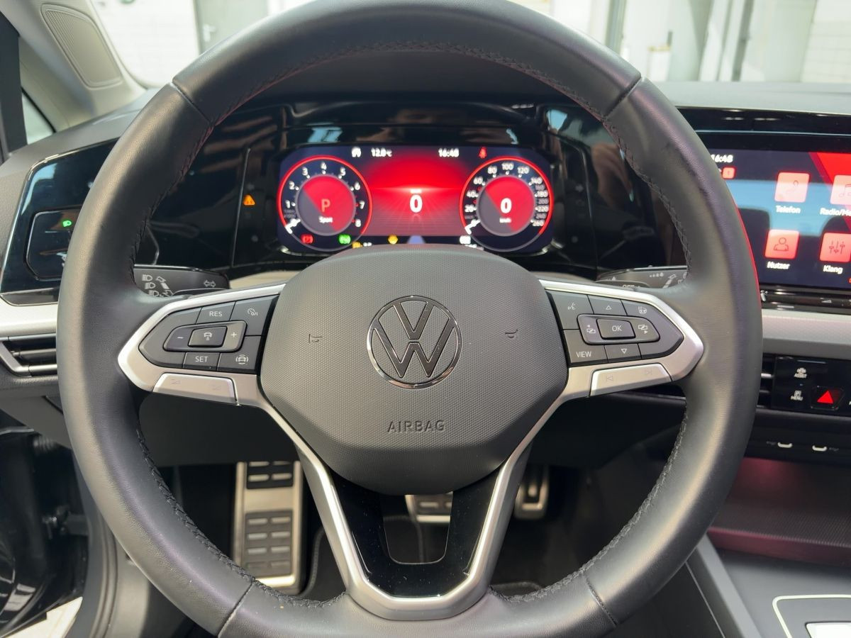 Golf VIII 1.5 eTSI DSG
