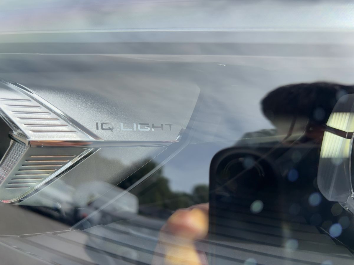 Tiguan R-Line 2,0 l TSI OPF 4MOTION 150 kW (204 PS) 7-Gang-Doppelkupplungsgetriebe DSG