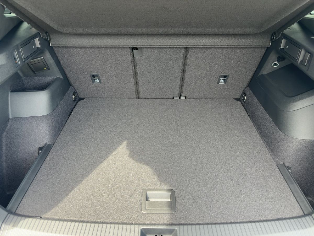 Tiguan R-Line 2,0 l TSI OPF 4MOTION 150 kW (204 PS) 7-Gang-Doppelkupplungsgetriebe DSG
