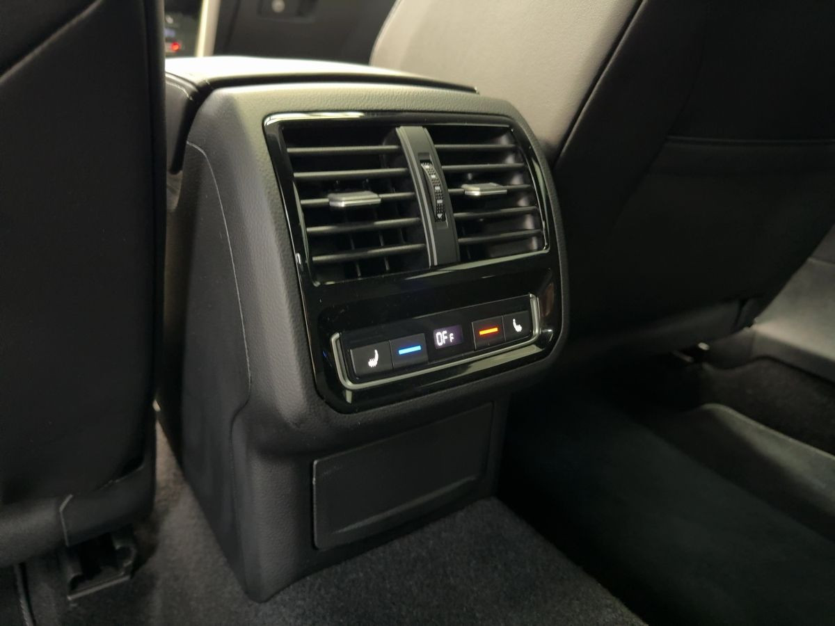 Arteon 2.0 TDI DSG R-Line ab 3,99 % ACC DCC AHK Navi LED Standh. 