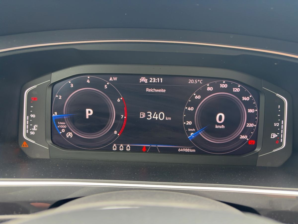 Tiguan Allspace 1.5 TSI DSG R-Line ACC LED Navi Climatronic Kamera Sitzh. DAB+ Bluet.