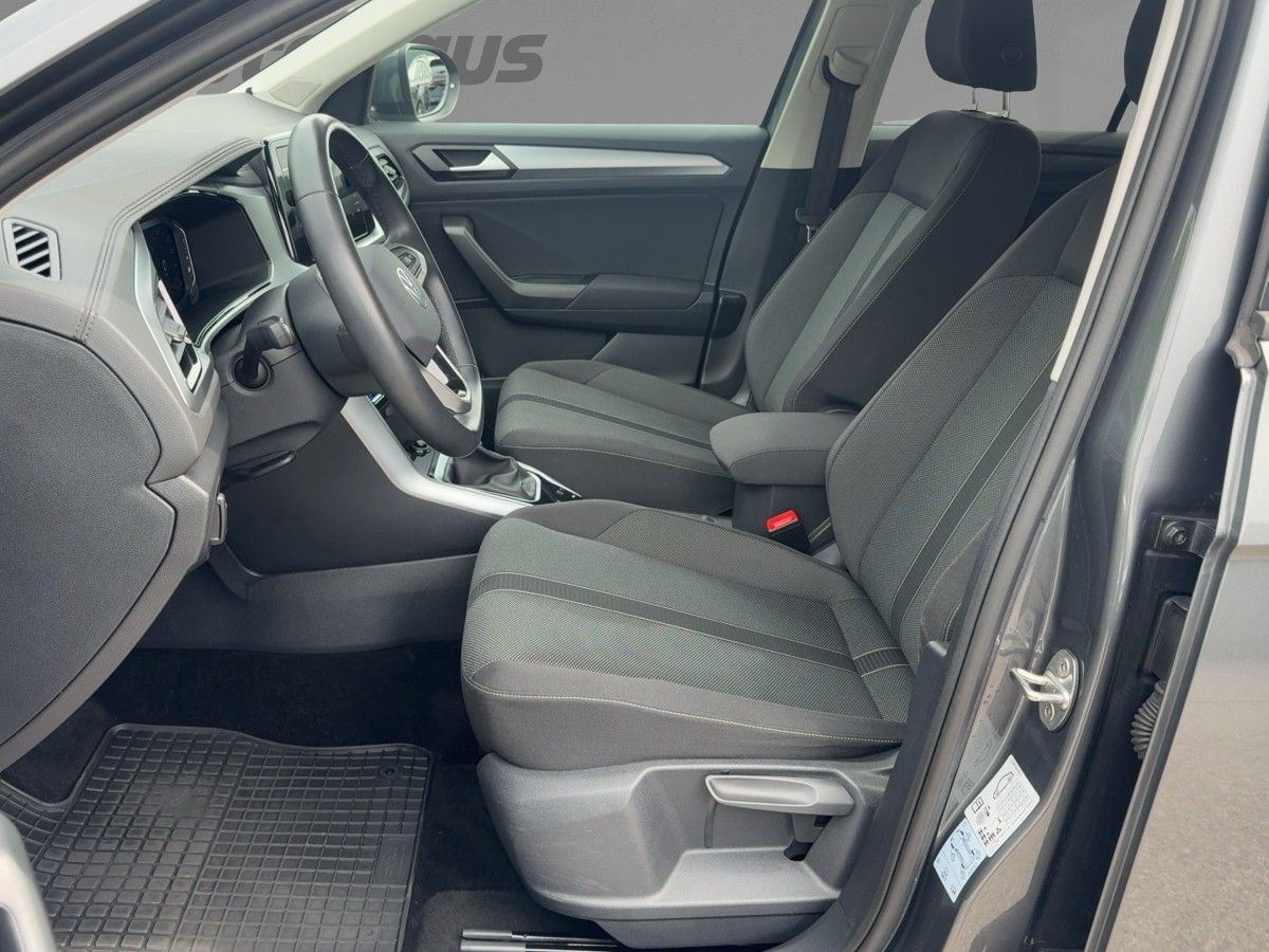T-Roc 2.0 TDI DSG Life ACC LED Navi Climatronic Kamera Sitzh. Lane-Ass. Bluet.