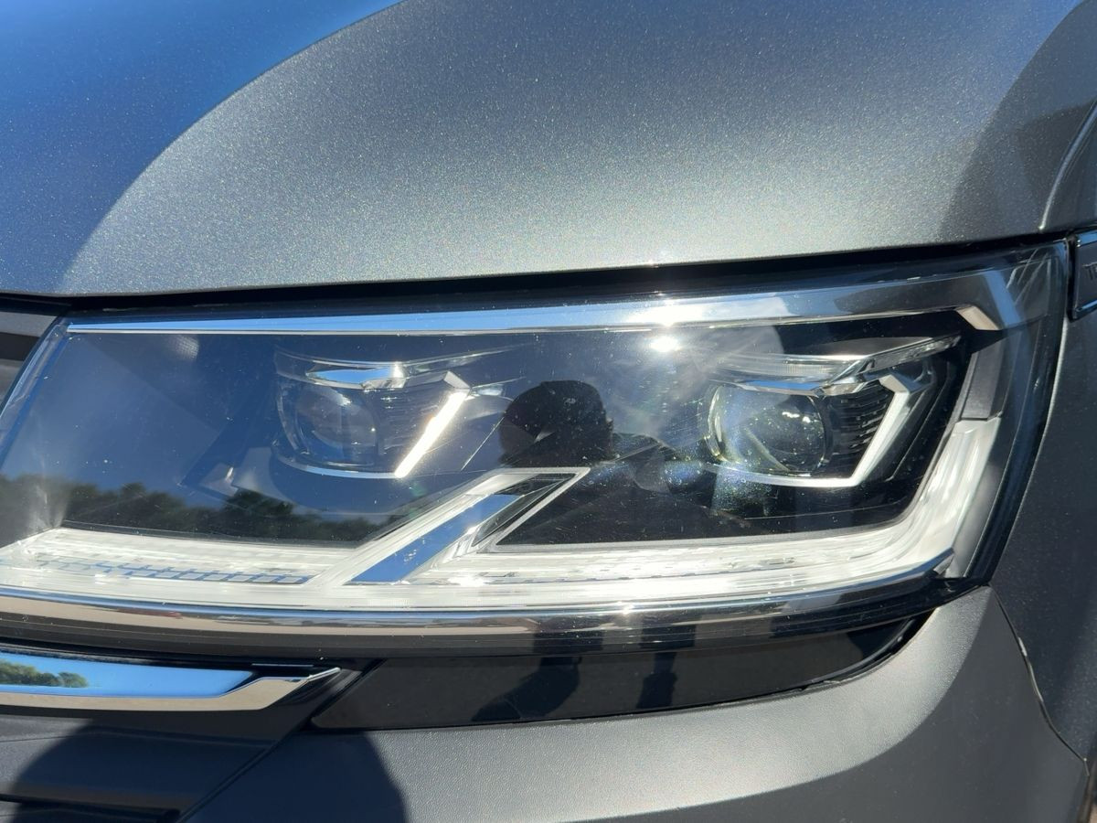 Transporter Kombi 2.0 TDI LR 4M 7-Sitze ACC LED Navi Klima Nebel Parkp. Bluet. DAB+