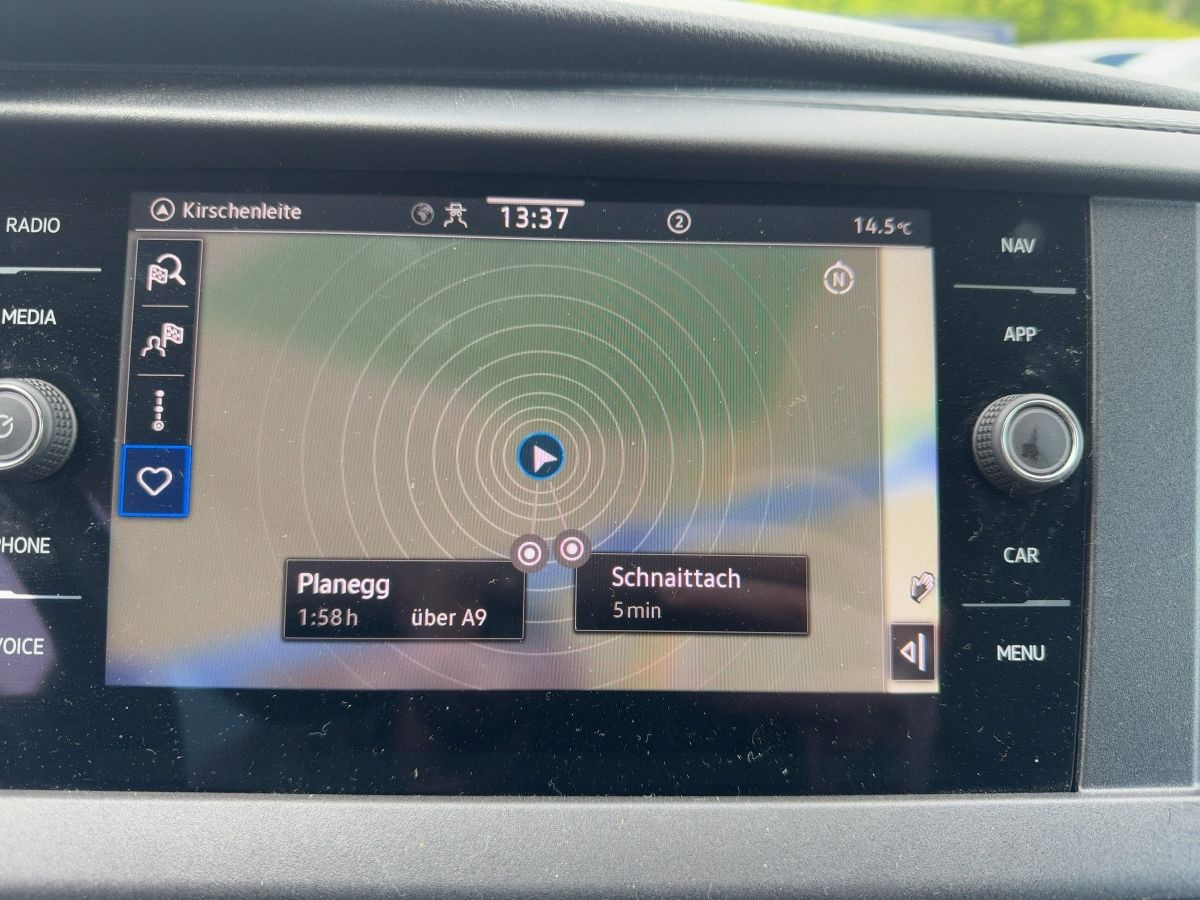 Transporter Kombi 2.0 TDI 4M LR 6-Sitze Navi Parkp. Nebel Tempo Klima Bluet. DAB+
