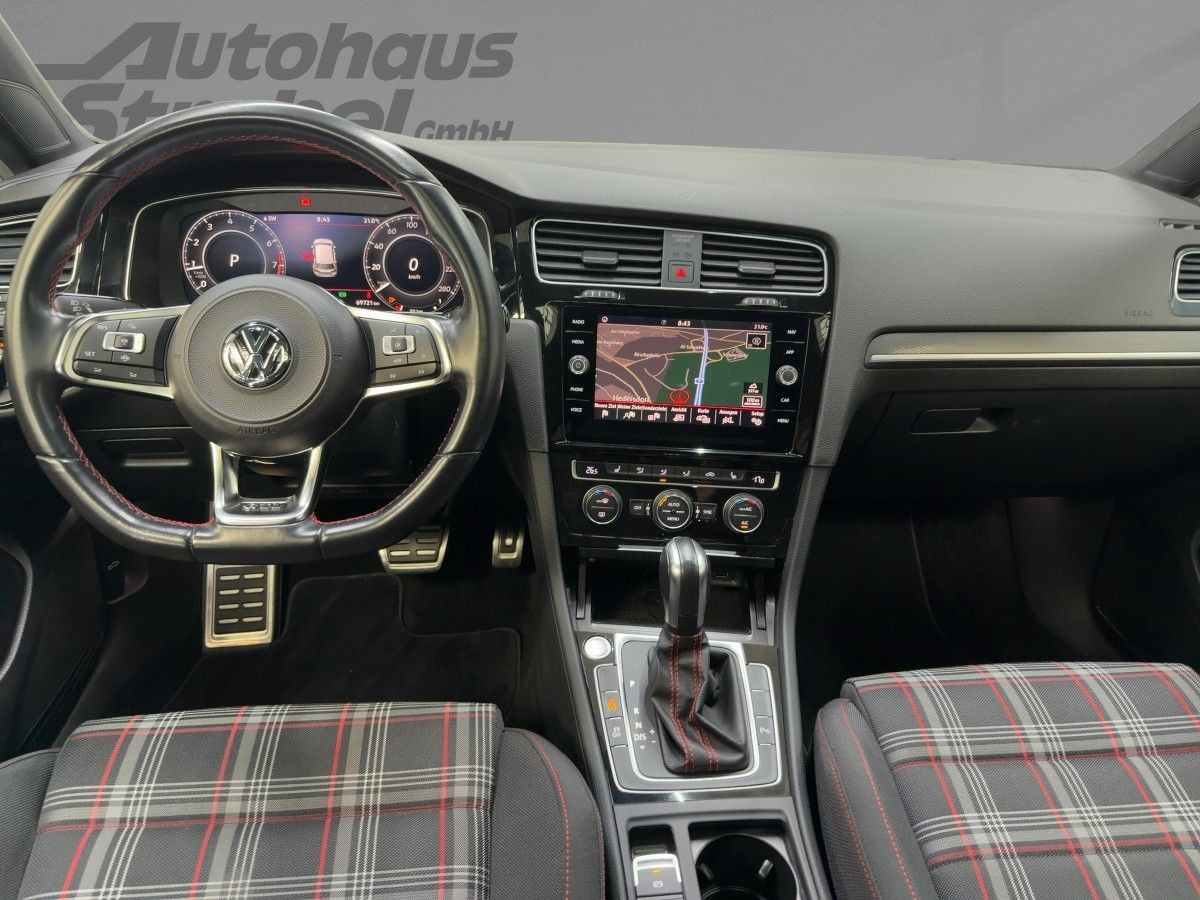 Golf VII GTI Performance 2.0 TSI DSG ACC LED Navi Pano Climatronic Sitzh. Bluet.