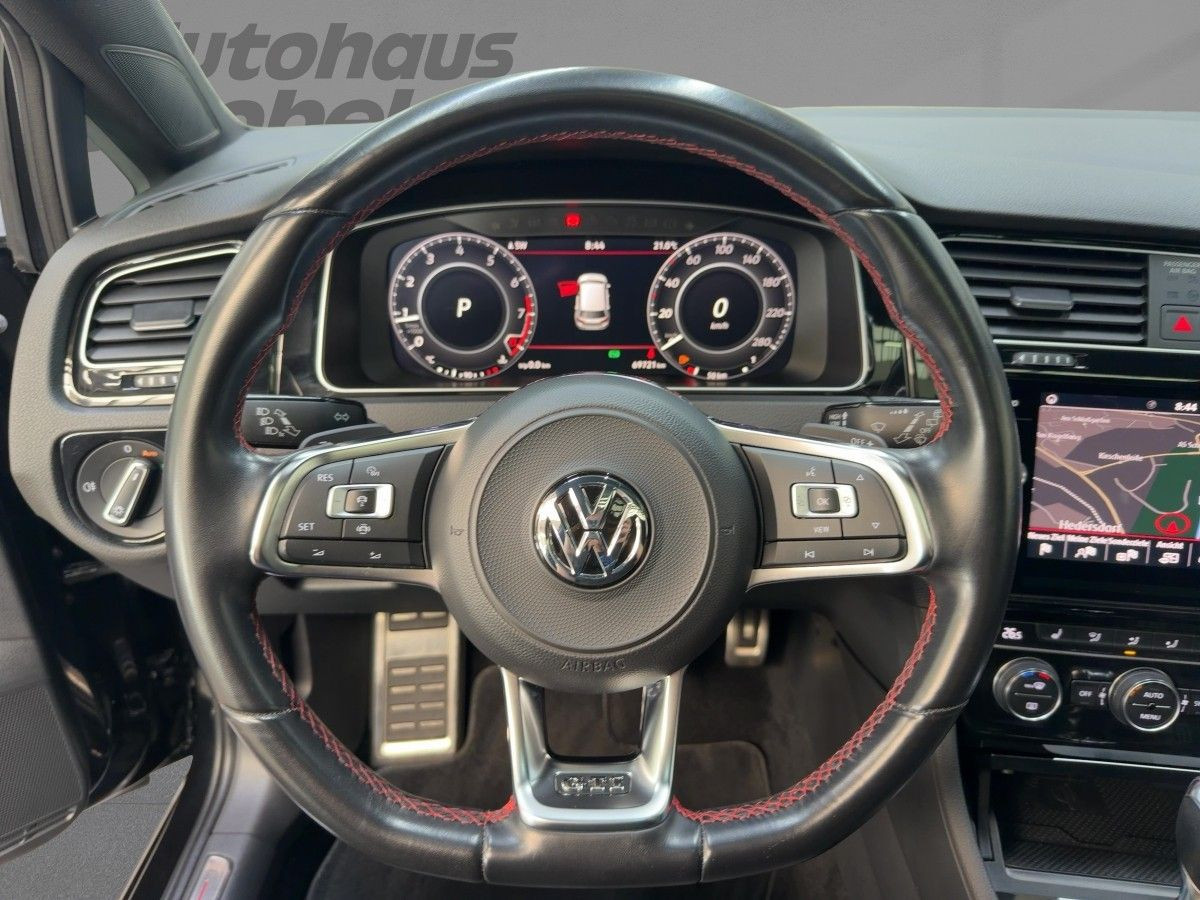 Golf VII GTI Performance 2.0 TSI DSG ACC LED Navi Pano Climatronic Sitzh. Bluet.