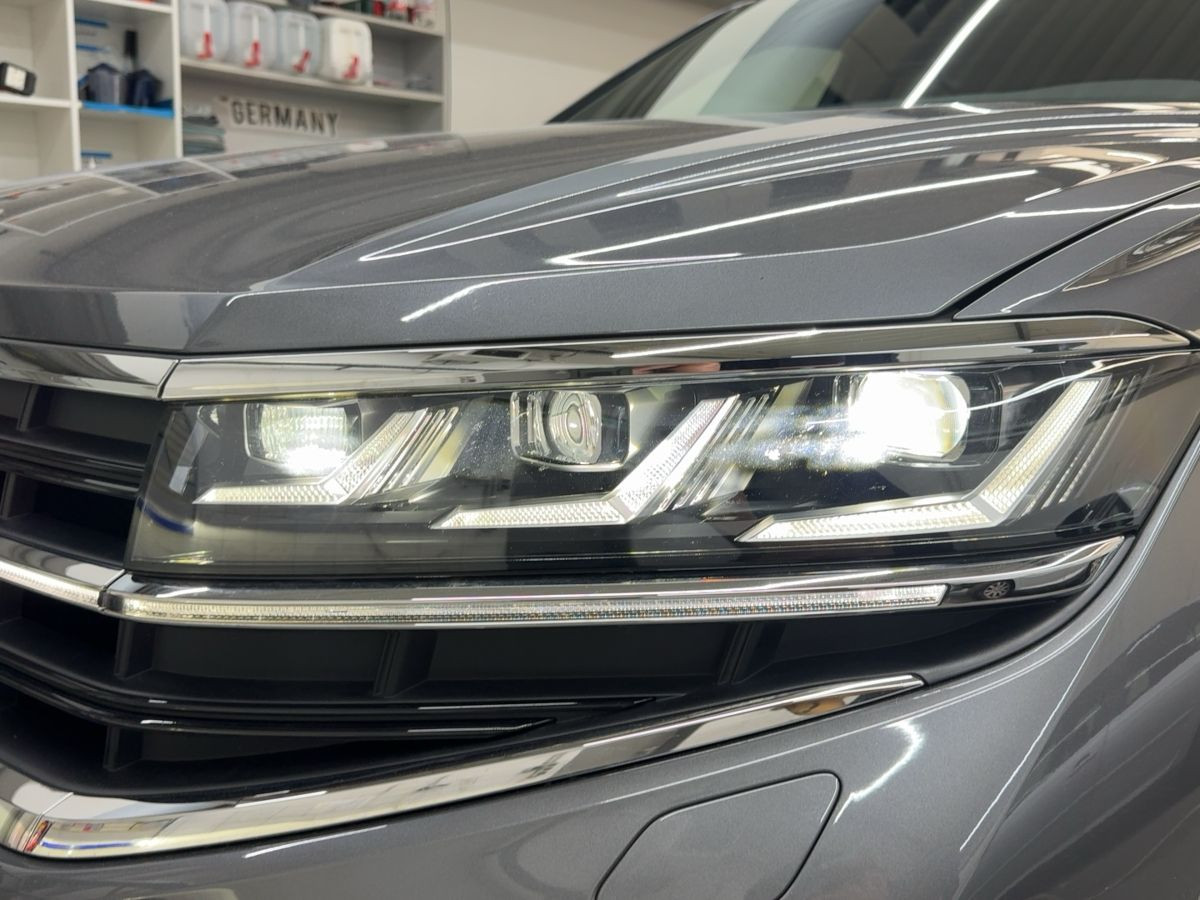 Touareg 3.0 V6 TDI DSG 4M R-Line ab 2,49% AHK LED-Matrix Navi Leder Luft Standh.