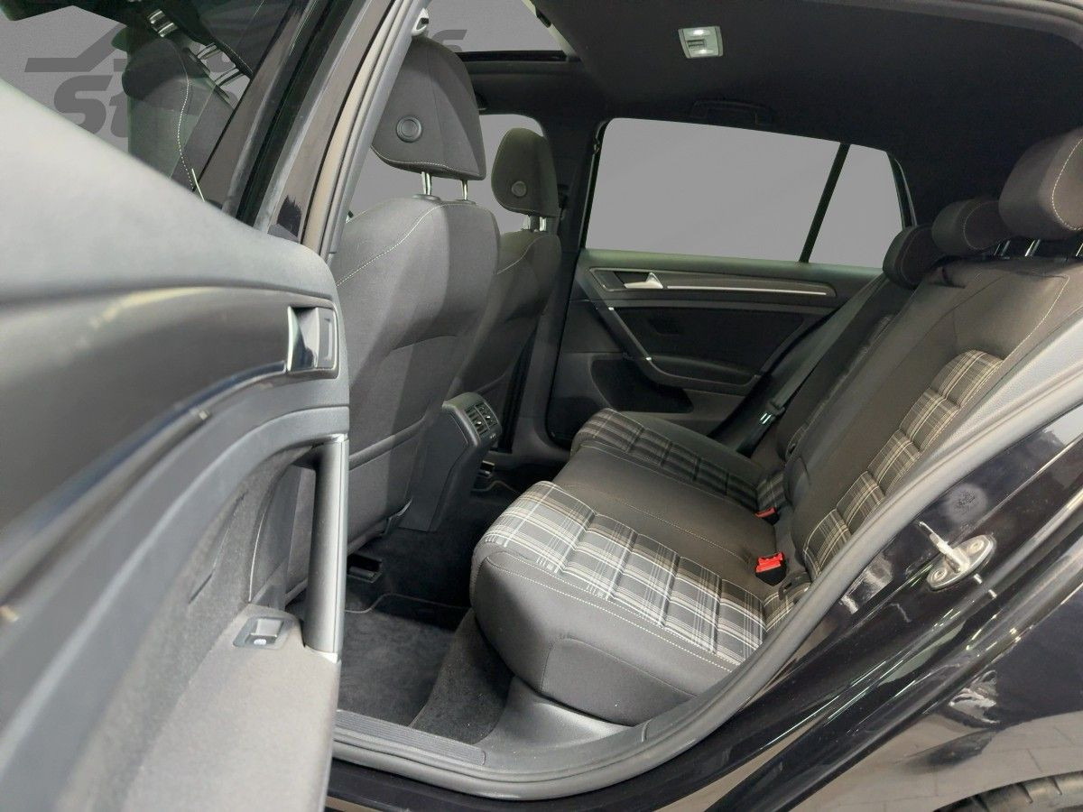 Golf VII GTD 2.0 TDI DSG ACC LED Navi 