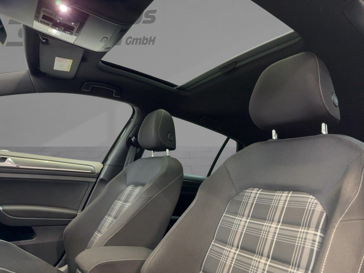 Golf VII GTD 2.0 TDI DSG ACC LED Navi 