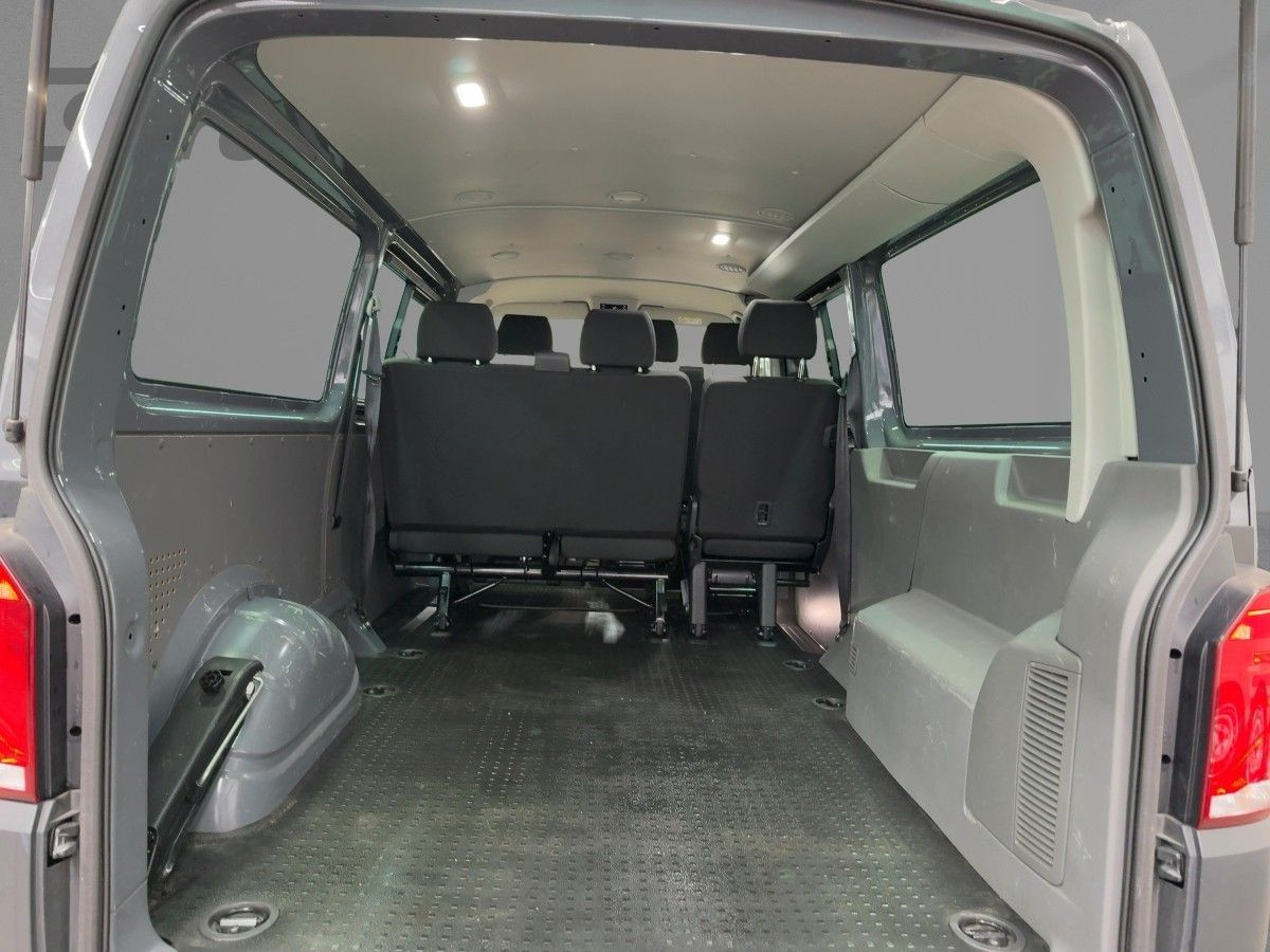 Transporter Kombi 2.0 TDI LR 4M 6-Sitze Navi Parkp. Klima Tempo Nebel Bluet DAB+