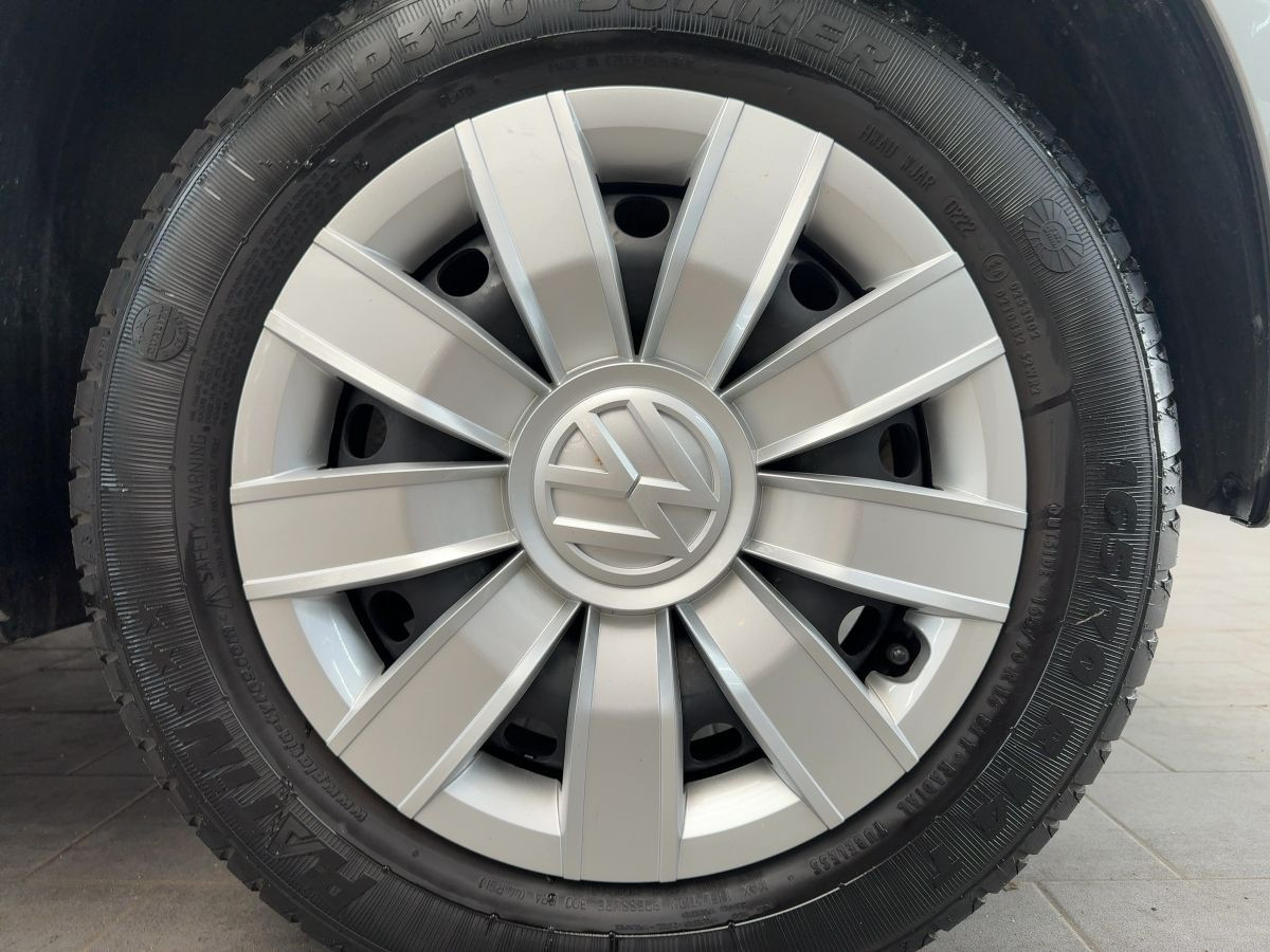 e-up! 32 kWh Kamera Tempo Climatronic Bluet. Sitzh. DAB+