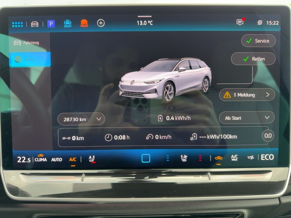 ID.7 Tourer Pro S 91 kWh ab 1,49% Wärmep. AHK DCC Navi LED-Matrix Harman Kardon