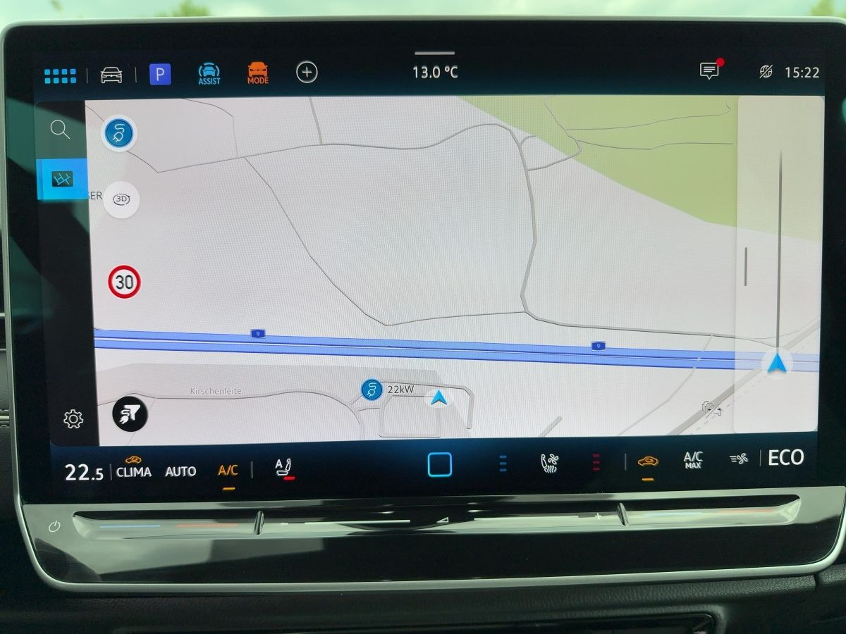 ID.7 Tourer Pro S 91 kWh ab 1,49% Wärmep. AHK DCC Navi LED-Matrix Harman Kardon