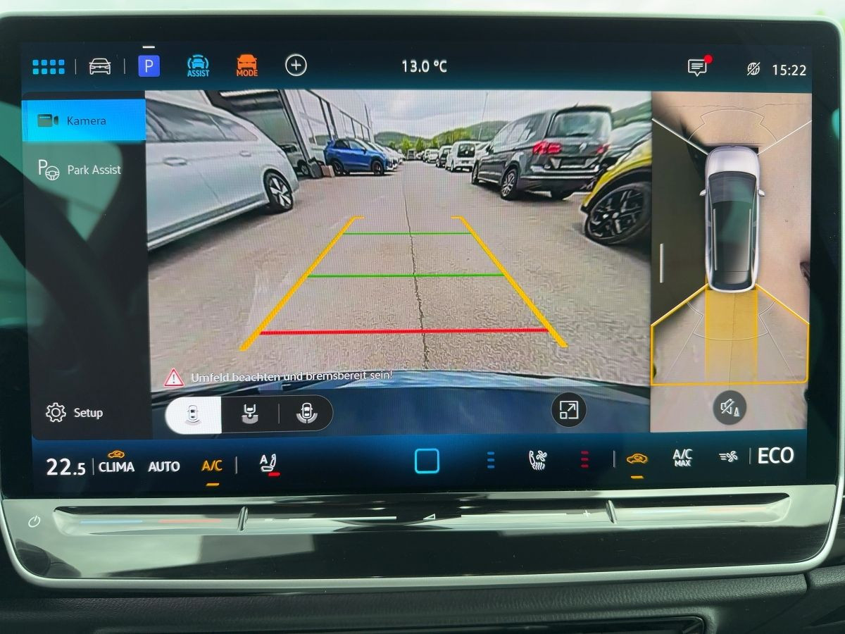 ID.7 Tourer Pro S 91 kWh ab 1,49% Wärmep. AHK DCC Navi LED-Matrix Harman Kardon