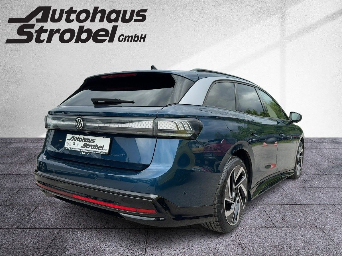 ID.7 Tourer Pro S 91 kWh ab 1,49% Wärmep. AHK DCC Navi LED-Matrix Harman Kardon