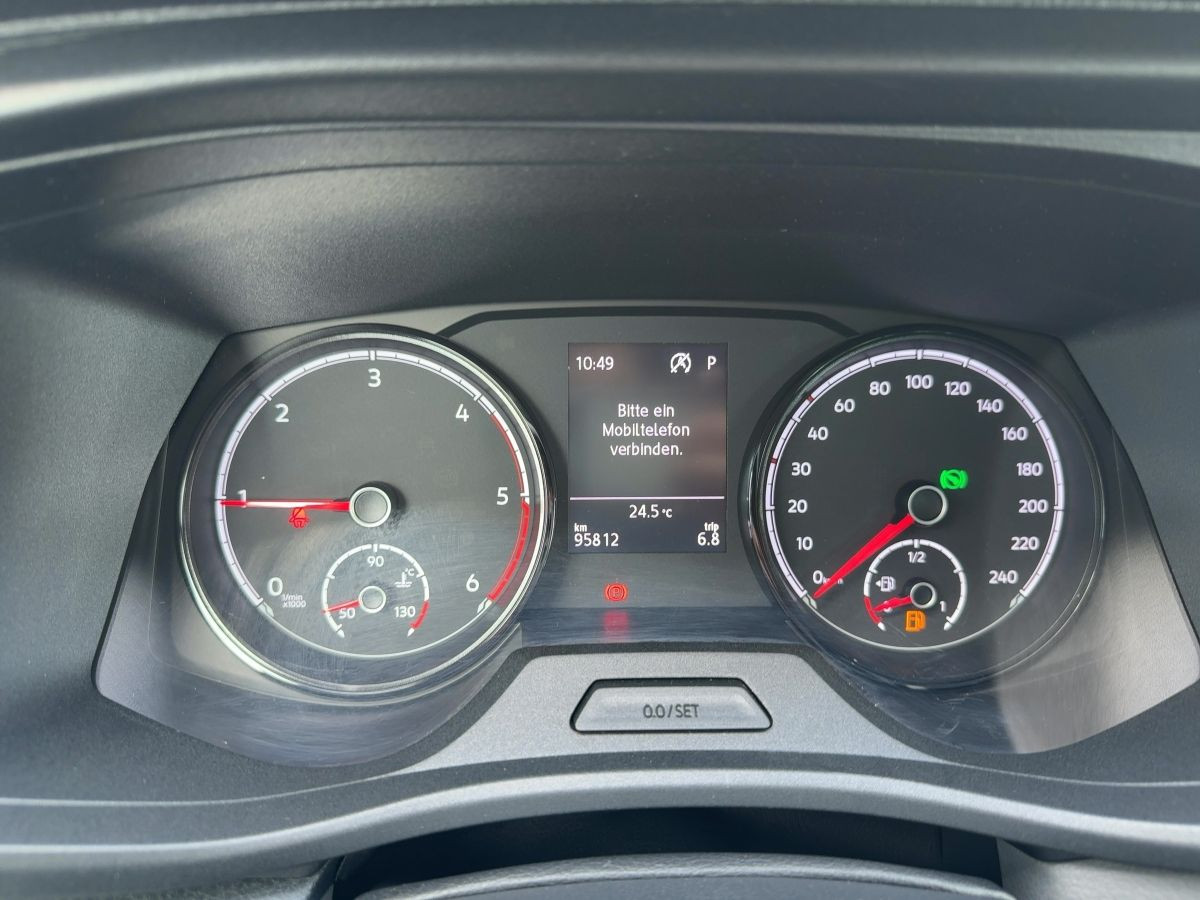 T6.1 Caravelle 2.0 TDI DSG 4M Comfortline LR AHK LED Standh. Tempo Parkp.