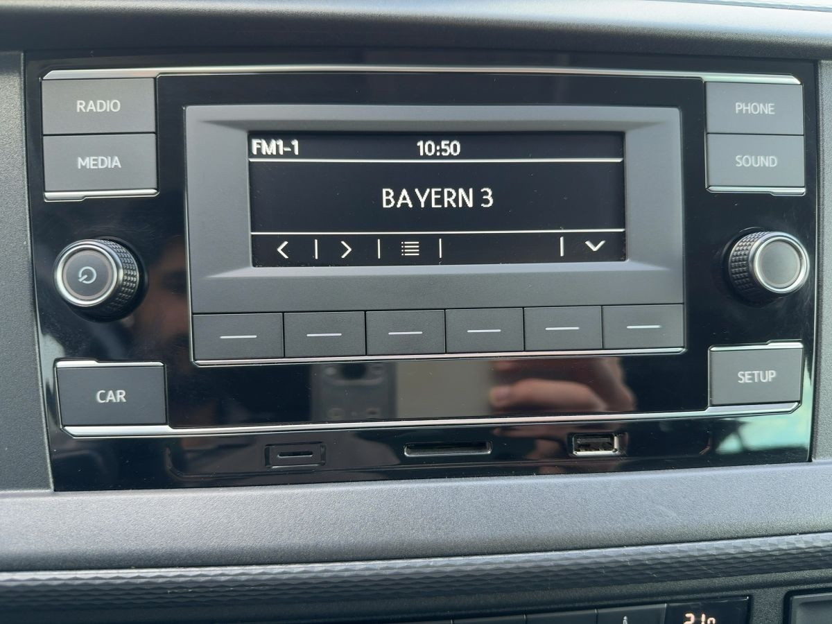 T6.1 Caravelle 2.0 TDI DSG 4M Comfortline LR AHK LED Standh. Tempo Parkp.