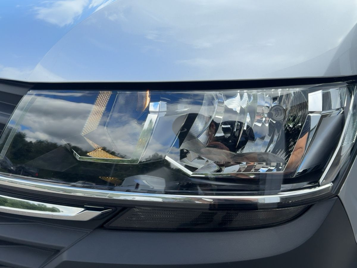 T6.1 Kombi 2.0 TDI DSG LR 9-Sitze AHK Navi Bluet. Klima Bluet. Parkp. Sitzh.