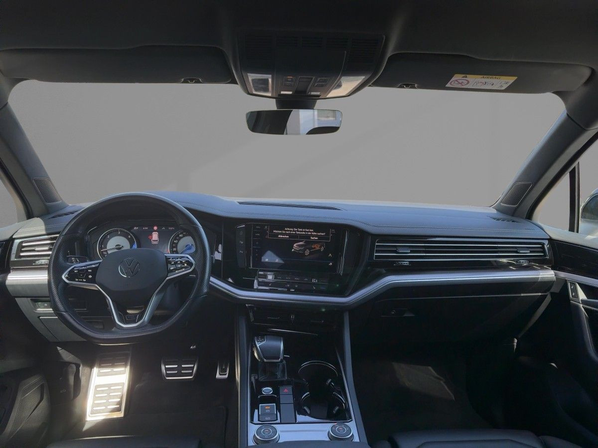 Touareg 3.0 TDI V6 DSG 4M R-Line ab 3,99 % AHK LED Navi Luft Climatronic Sitzh.