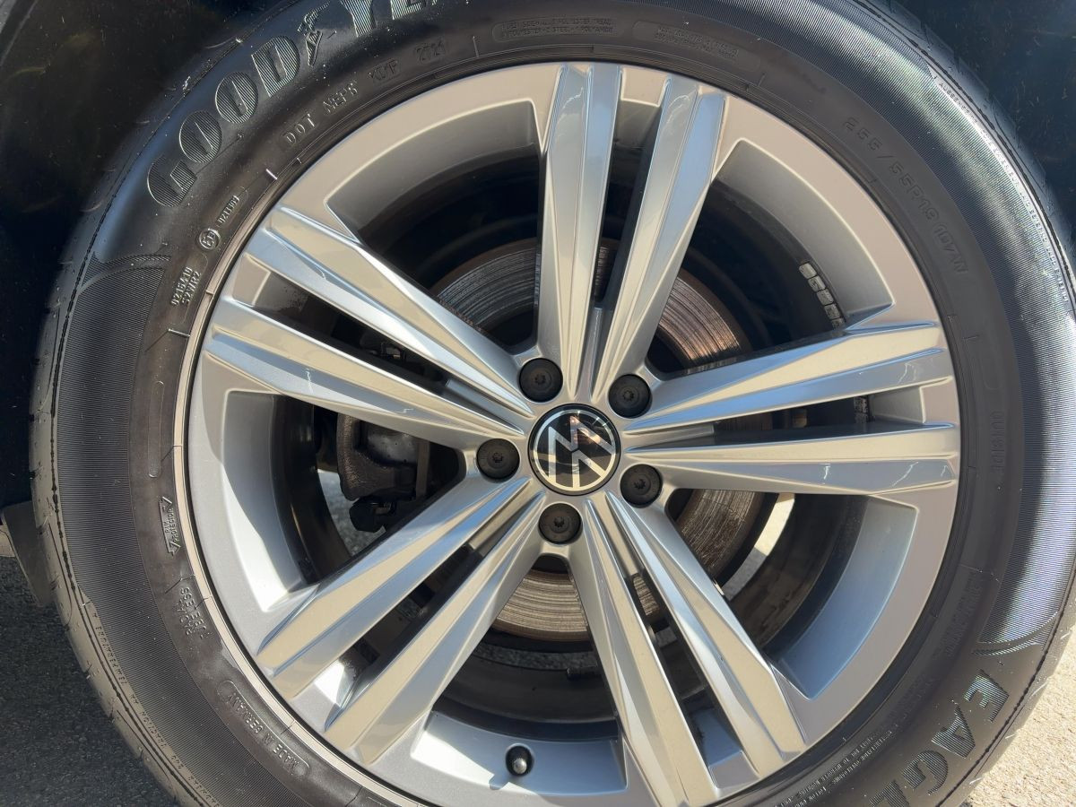 Touareg 3.0 TDI V6 DSG 4M R-Line ab 3,99 % AHK LED Navi Luft Climatronic Sitzh.